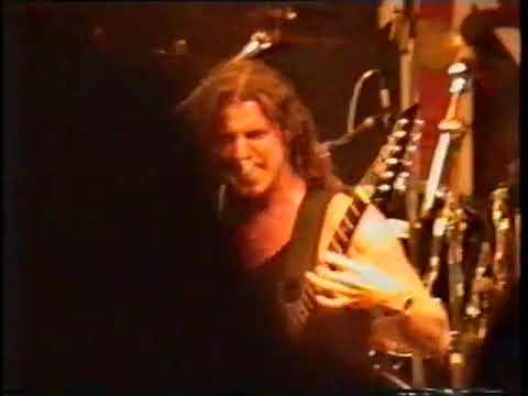 Videoclip de Overactive Imagination (Live in Germany - April 13th, 1993) — Death