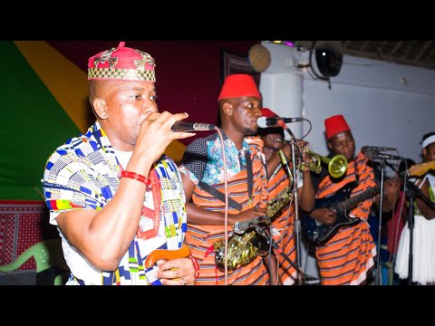 Manu Bayaz+Sande Ngala of utamaduni Band performing live stage