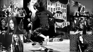 Avril Lavigne - Naked (Music Video)