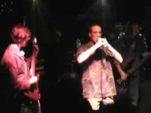 Backyard Burial - Live at Valve Bar, Wellington - 17 December 2004 (34:37)