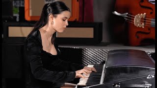 Classical Pianist Plays Chick Corea Spain on Rhodes