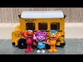 Sesame Street Elmo Abby Cadabby Rudy Sings DJ Got Us Fallin In Love