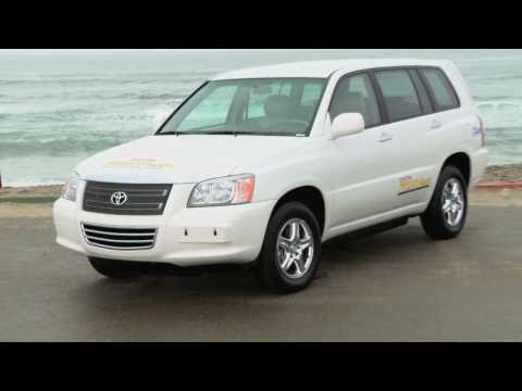 Thumbnail for First Look At The Toyota FCHV Hydrogen Hybrid Highlander by Toyota FCHV