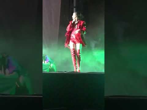 Lykke Li Late Night Feelings live @ YolaDia