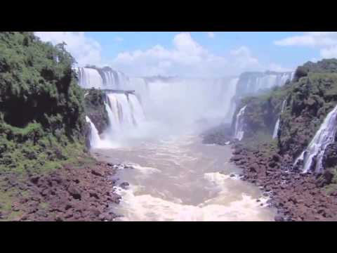 RODRIGO PAREDES - POLVO EN EL VIENTO (EN QUECHUA)