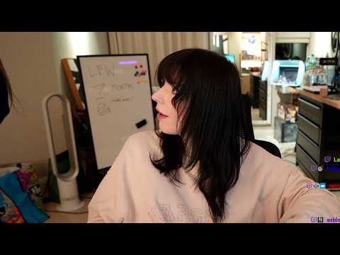 Finnster walks in on Icky streaming....