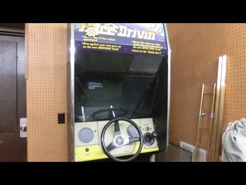 1989-90 Atari Race Drivin Arcade Machine early 3D graphics