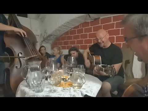 Wabi Daněk - Píseň, co mě učil listopad, hrají Igor a přátelé