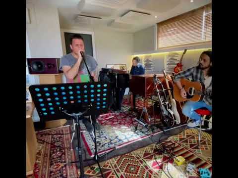 Dani Martín - Cómo me gustaría contarte (Directo desde su estudio)