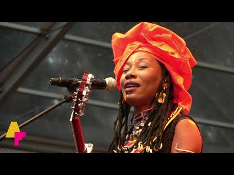 Fatoumata Diawara - Kanou Dan Yen - LIVE at Afrikafestival Hertme 2019