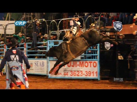 Mega Rodeio da Expo Umuarama 2017 - MELHORES MONTARIAS / SEXTA FEIRA