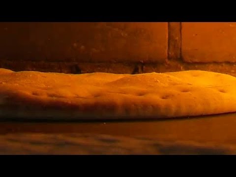 Sverigeresan tar reda på historien bakom Hönökakan - TV4