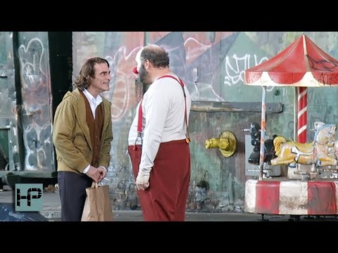 First Video - Joaquin Phoenix as The Joker - Filming in the Streets of NY thumnail