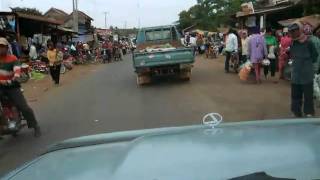 preview picture of video 'Road from Snuol to Phnom Penh'
