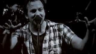 Pearl Jam - Sirens - Brooklyn (October 19, 2013)