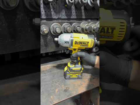 Trying Out the New DeWalt DCF900 High Torque Impact Wrench