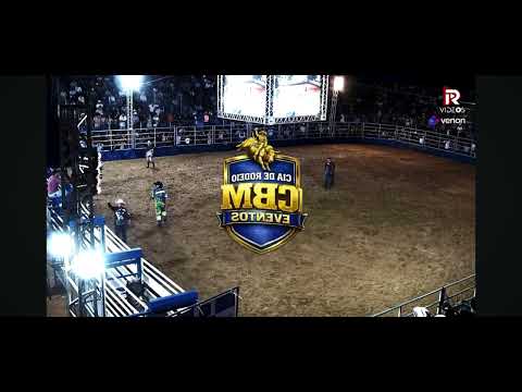 Dia de Sol na final do rodeio de equipe em Trombas Goiás 
