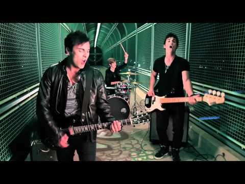 AVENUE 52 "Homeless" MUSIC VIDEO (Lyrics in Description)