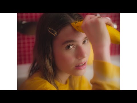 Esther Graf - Geldautomat (prod. by Beatgees) [Offizielles Video]