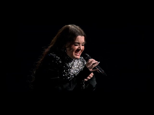 Video zu 'Ena' ansehen