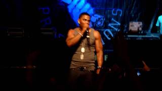 Nelly - Flap your Wings + Hot in Herre Live HD Lake Tahoe 8/07/2010