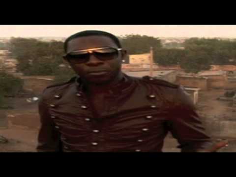 Oudy 1er feat Takana Zion - La Paix en Guinée