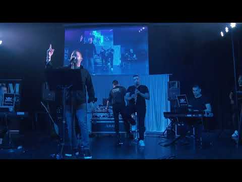 Grup Kral - Dünyadan Uzak