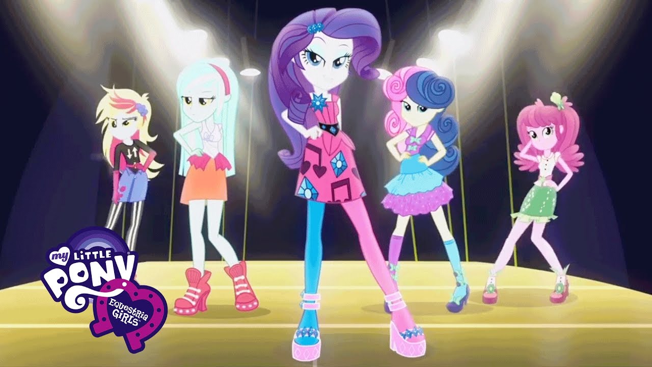 My Little Pony: Equestria Girls - Rainbow Rocks - 'Life is a Runway' Official Music Video