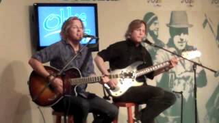 Matthew & Gunnar Nelson perform "(Can't Live Without Your) Love and Affection"