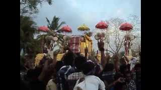 preview picture of video 'kongad pooram 2013 videos part 2'