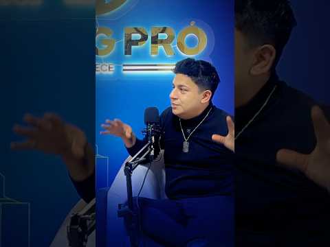 Gina empezó desde cero.vio un video de Lucas Solís, se lanzó a la piscina