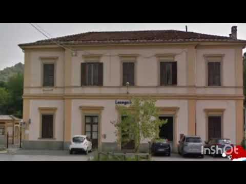 Annunci alla stazione di Lesegno.