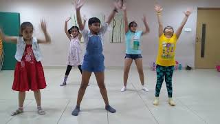 Khol de par dance with contemporary moves