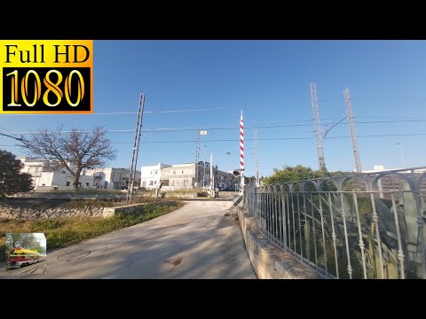 PASSAGGIO A LIVELLO DI ALBEROBELLO (HOTEL RAMAPENDULA) | ɅNDREɅUS TRENI E P.L. F.S.E.