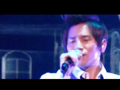 2010 K.Will Christmas Concert - Whatever Whenever Wherever (Maxwell)