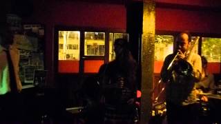 My Bucket's Got A Hole In It - Bigger Jazz Band