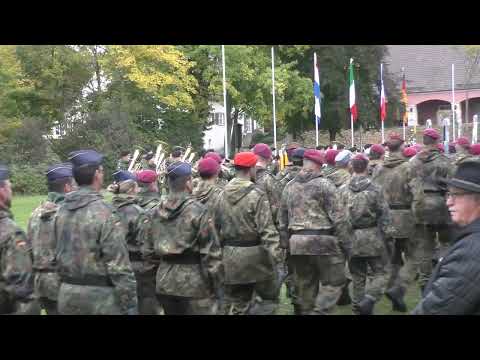 Tag der Fallschirmjäger 2025 - Vorbeimarsch - Marsch aus Petersburg - Heeresmusikkorps Ulm