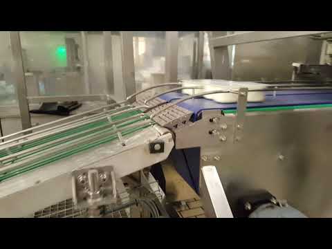 Convoyeur à bande robuste pour le transport de produits à fond plat, cartons, caisses, packs - cms_9