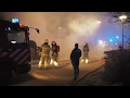 Carports en auto's in vlammen op in woonwijk Julianadorp