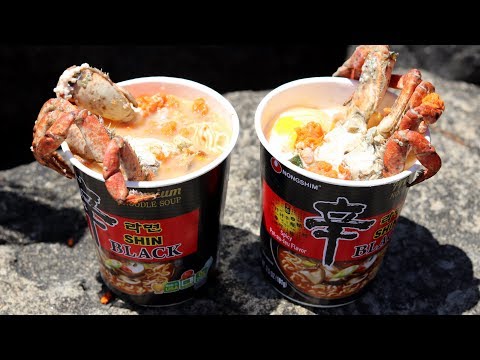 Delicious Crab Ramen Noodles with Soft Boiled Egg | Catch and Cook on the Jetty