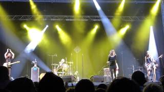 Pas Avec Toi - Plastiscines live à Agen