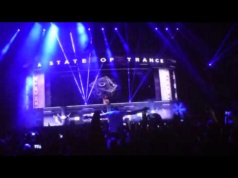 Armin van Buuren playing  Resurection (Planet Perfecto Knights) Live ASOT 600 Privilege 10.09.2013