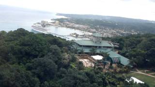 preview picture of video 'Ocho Rios, Jamaica - Helicopter ride over the beautiful city and Carnival'