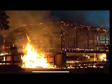 [SAWMILL IN FIRE] Over 250 emergency personnel extinguish major fire in Melle, Osnabrück district