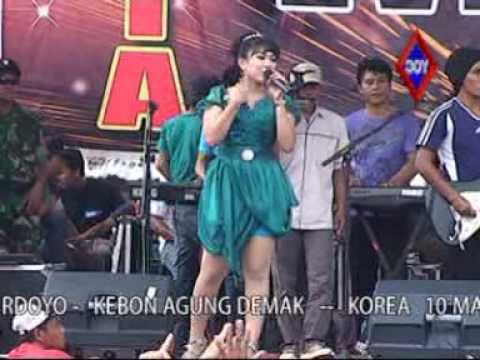 monata LIVE werdoyo ''harga diri''wiwik sagita