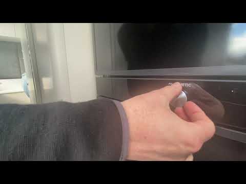 How to operate the Dometic RUA 6408X fridge in a TrailLite