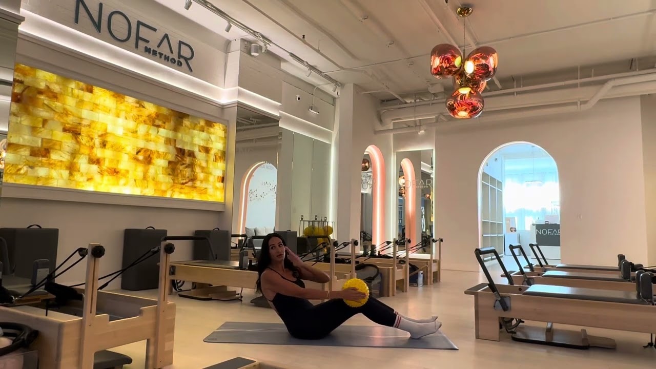 Nofar Method “CPR” Mat Workout with Pilates Ball - YouTube