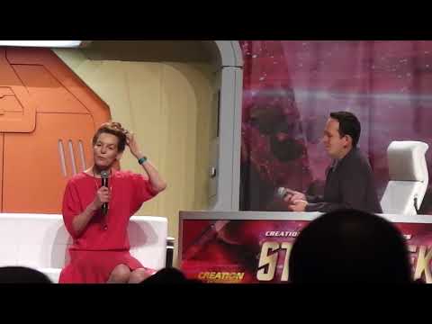 Alice Krige at the 2017 Star Trek Convention