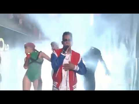 Lo Que Pasó, Pasó - Daddy Yankee Ft. Ozuna (premios lo nuestro)