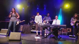 Sparks with Rebecca Sjöwall Life With The MacBeths 10-14-17 @ EL Rey 4K 7 of 9